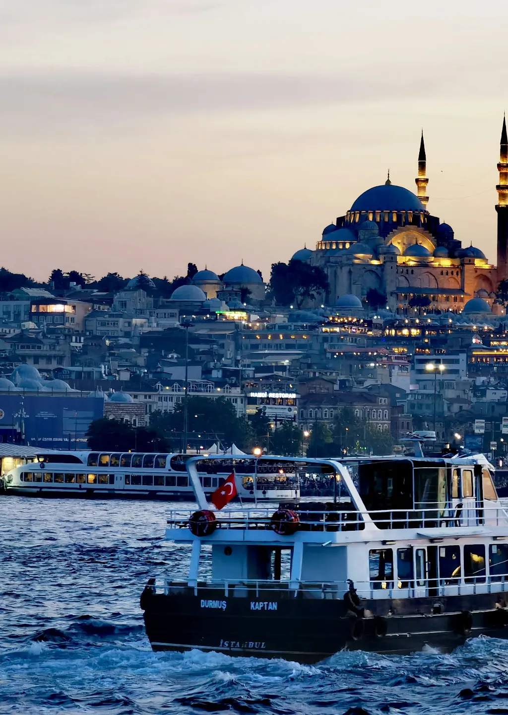 إسطنبول الساحرة